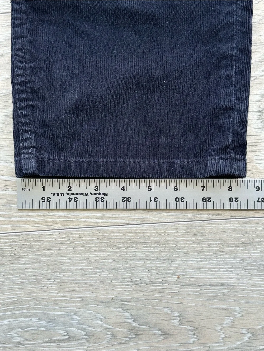 Levi’s 514 Black Corduroy Pants 34x30 Straight Fit Men’s Classic